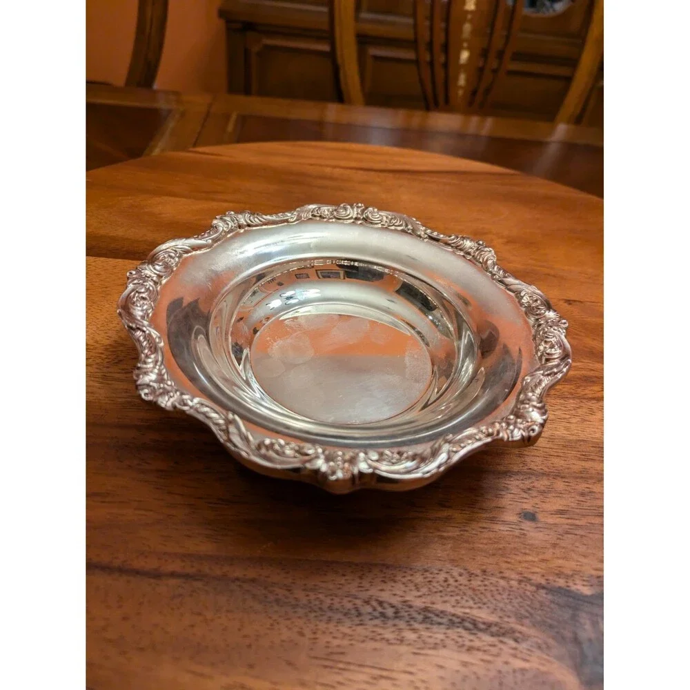 Old English Bonbon Dish c1940s by Poole Siver Co., Silverplate ORIGINAL 6